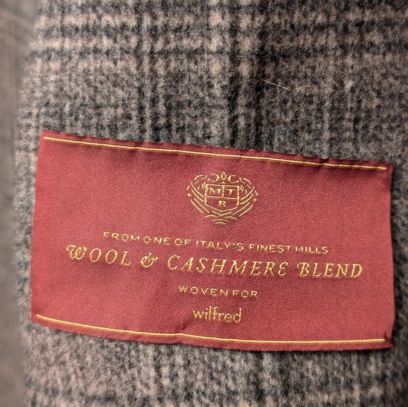 Aritzia - Wilfred The Cocoon Coat Wool Cashmere (XS) - Picture 5 of 10